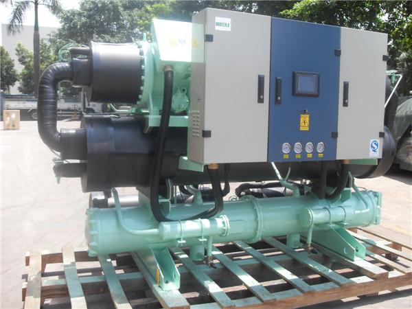 3827KW Double Compressor R407C Industrial Water Chillers For Molding Machines 1
