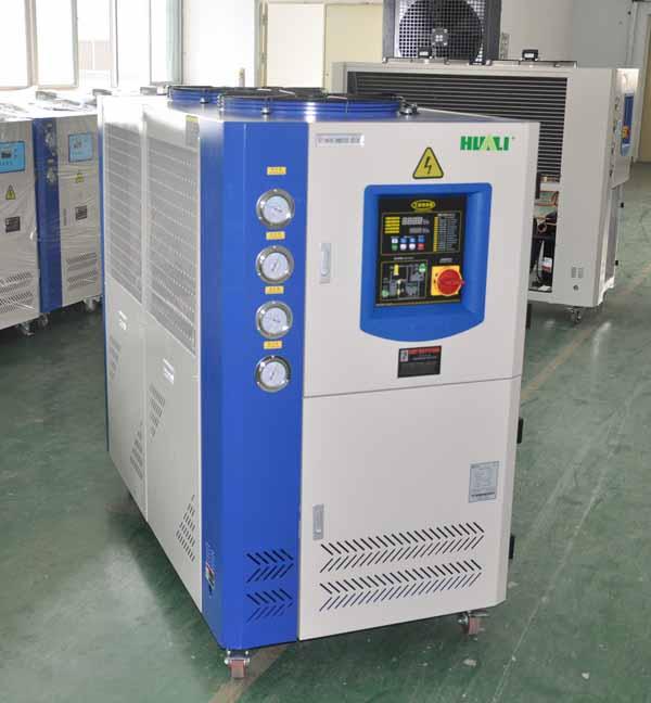 Recirculating Air cooled Industrial Water Chiller Box , Phase Reversion Protection 0